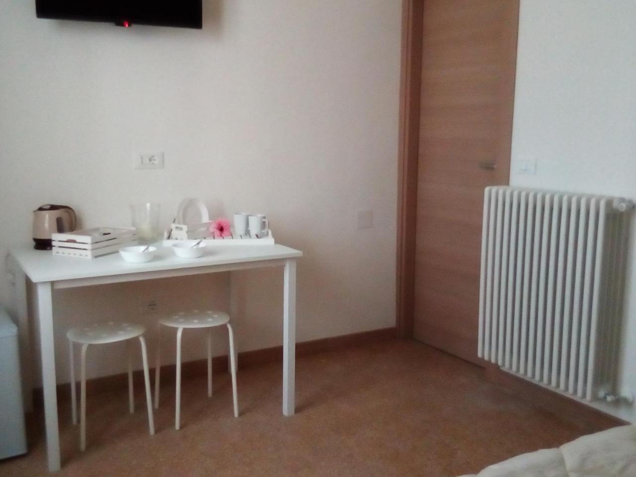 Officina Urban Sleep Bed and Breakfast San Benedetto del Tronto Exteriör bild