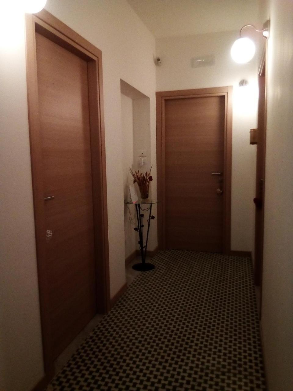 Officina Urban Sleep Bed and Breakfast San Benedetto del Tronto Exteriör bild