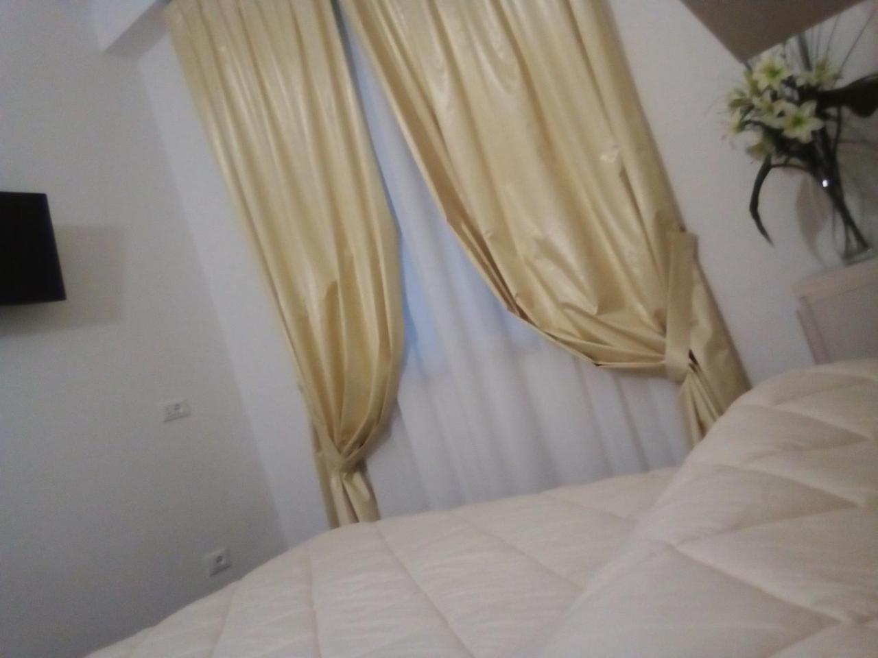 Officina Urban Sleep Bed and Breakfast San Benedetto del Tronto Exteriör bild