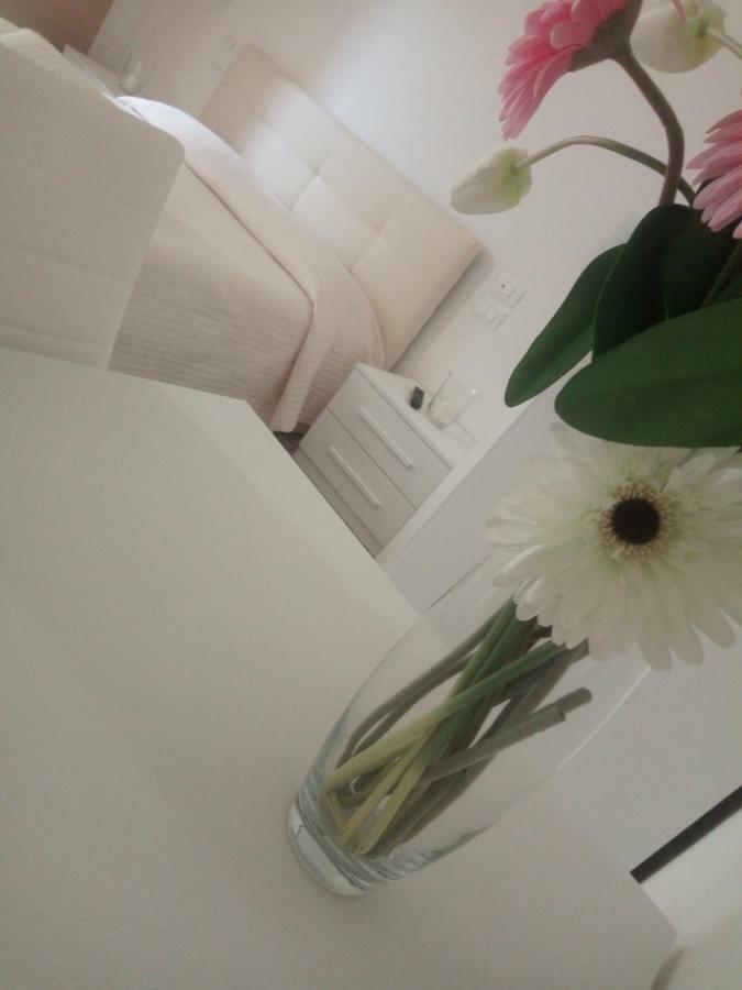 Officina Urban Sleep Bed and Breakfast San Benedetto del Tronto Exteriör bild